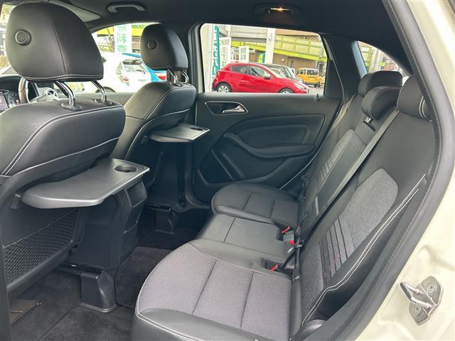 Bクラス B180 レーダーセーフティP/純正ナビ/バックカメラ/スマートキー/前後コーナーセンサー/LEDヘッドランプ(24枚目)