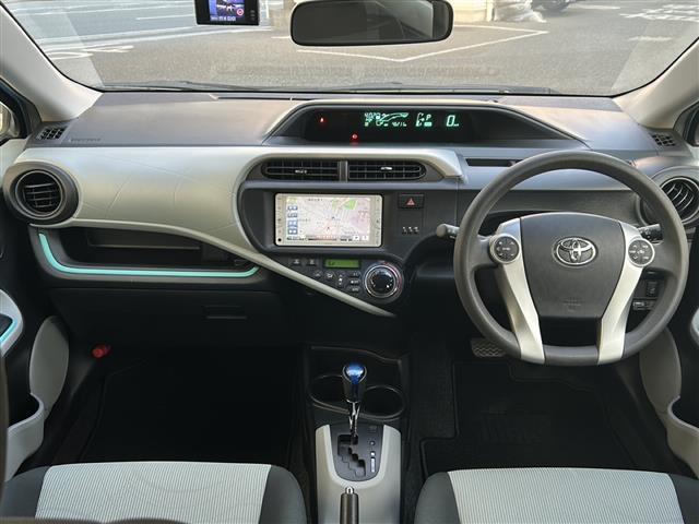 アクア Ｓ　１オナ　純正ＳＤナビ　Ｂカメ　前後ドラレコ　ＥＴＣ（32枚目）