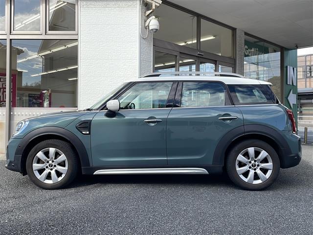 ＭＩＮＩ クーパーＤ　クロスオーバー　純正ナビ　（ＦＭ／ＡＭ／ＢＴ／ＵＳＢ）　バックカメラ　ドライブレコーダー（前後）　アダプティブクルーズコントロール　パワーバッグドア　コーナーセンサー　ＥＴＣ　ステアリングスイッチ　スペアキー（30枚目）