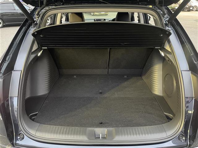 ZR-V e:HEV Z ワンオーナー・4WD・Honda SENSING・Honda CONNECTディスプレイ ナビ付・マルチビューカメラシステム・ビルトインETC2.0・革シート・パワーテールゲート(13枚目)