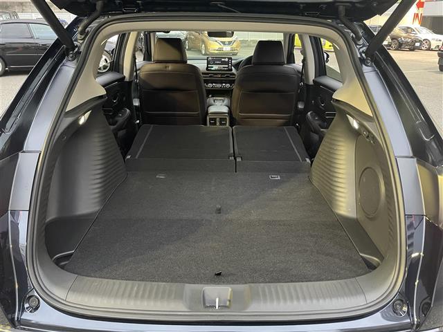 ZR-V e:HEV Z ワンオーナー・4WD・Honda SENSING・Honda CONNECTディスプレイ ナビ付・マルチビューカメラシステム・ビルトインETC2.0・革シート・パワーテールゲート(14枚目)