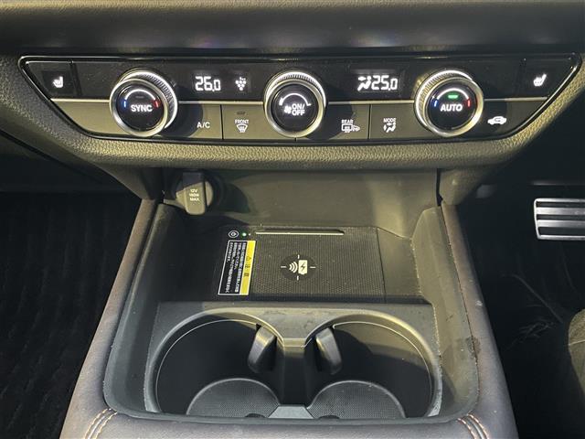 ZR-V e:HEV Z ワンオーナー・4WD・Honda SENSING・Honda CONNECTディスプレイ ナビ付・マルチビューカメラシステム・ビルトインETC2.0・革シート・パワーテールゲート(24枚目)
