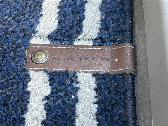 アルトラパン モード 純正SDナビ フルセグTV 全方位カメラ 前席シートヒーター パーキングアシスト コーナーセンサー ドライブレコーダー ビルトインETC 純正アルミホイール 純正フロアマット 取扱説明書 保証書(41枚目)