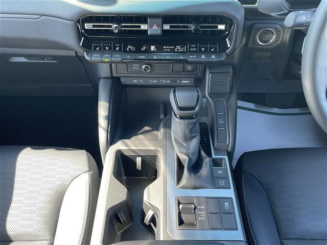 ランドクルーザー250 VX 禁煙車/ワンオーナー/サンルーフ/モデリスタパッケージ/12.3インチナビ/ETC/パノラミックビューモニター/デジタルインナーミラー/ドライブレコーダー/GPSレーダー/保証書/取扱説明書(3枚目)