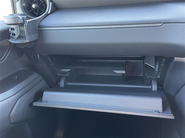 ランドクルーザー250 VX 禁煙車/ワンオーナー/サンルーフ/モデリスタパッケージ/12.3インチナビ/ETC/パノラミックビューモニター/デジタルインナーミラー/ドライブレコーダー/GPSレーダー/保証書/取扱説明書(18枚目)