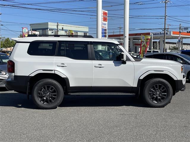 ランドクルーザー250 VX 禁煙車/ワンオーナー/サンルーフ/モデリスタパッケージ/12.3インチナビ/ETC/パノラミックビューモニター/デジタルインナーミラー/ドライブレコーダー/GPSレーダー/保証書/取扱説明書(22枚目)