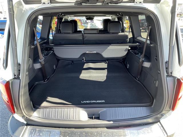 ランドクルーザー250 VX 禁煙車/ワンオーナー/サンルーフ/モデリスタパッケージ/12.3インチナビ/ETC/パノラミックビューモニター/デジタルインナーミラー/ドライブレコーダー/GPSレーダー/保証書/取扱説明書(27枚目)
