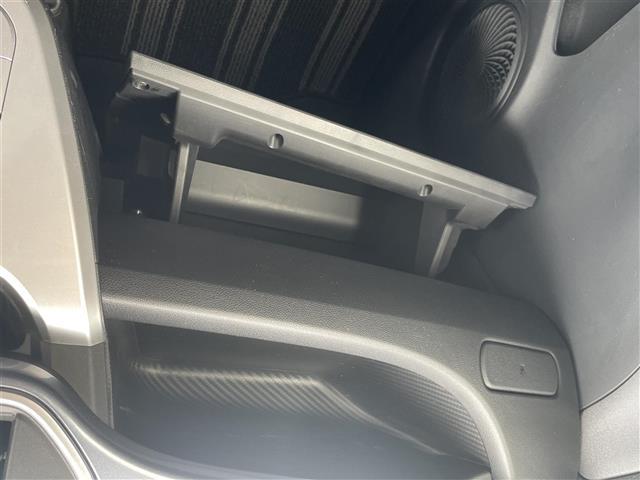 キャスト アクティバＸ　禁煙／ワンオーナー／ナビ／ＣＤ／ＤＶＤ／ＵＳＢ／ＢＴ／ＥＴＣ／バックカメラ／プッシュスタート／スマートキー／ＬＥＤオートライト／プッシュスタート／スマートキー／バニティミラー（28枚目）