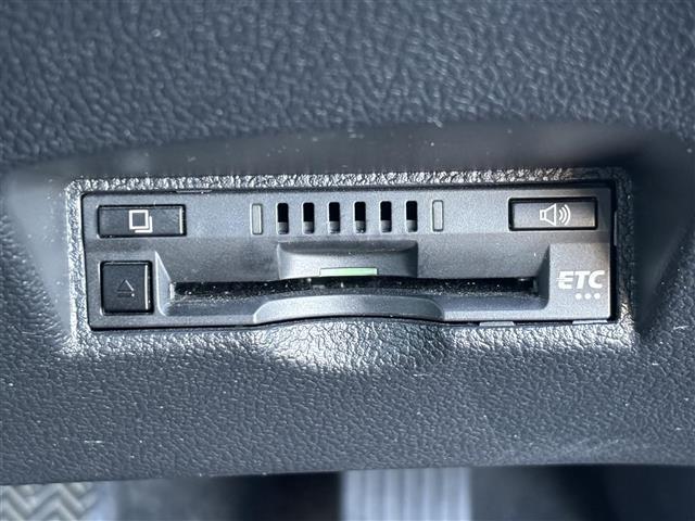 プリウス Sツーリングセレクション 禁煙/ワンオーナー/モデリスタエアロ(フロント、サイド、リア)/モデリスタ18AW/黒革シート/シートヒーター(前席)/純正ナビ/CD/DVD/BT/フルセグ/MSV/バックカメラ/ビルトインETC(7枚目)