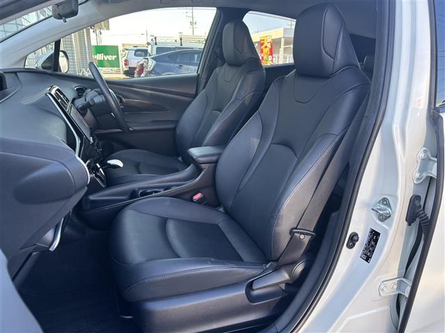 プリウス Sツーリングセレクション 禁煙/ワンオーナー/モデリスタエアロ(フロント、サイド、リア)/モデリスタ18AW/黒革シート/シートヒーター(前席)/純正ナビ/CD/DVD/BT/フルセグ/MSV/バックカメラ/ビルトインETC(25枚目)