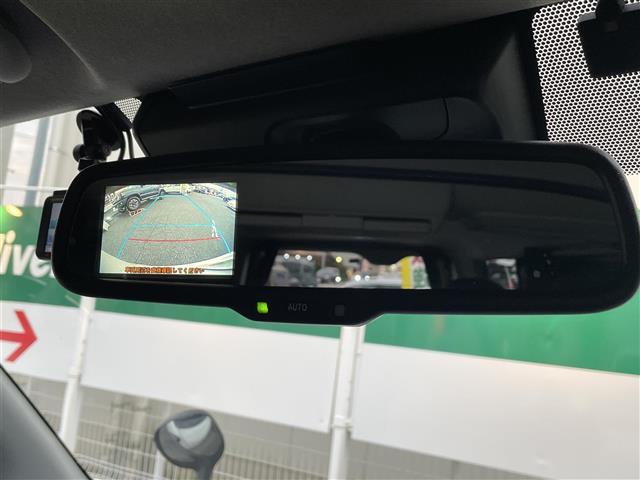 ハイエースバン スーパーGL ダークプライム 禁煙/ワンオーナー/ベッドキット/純正フリップダウンモニタ/D記録簿H30.R1.2.3.4.5.6.7/純正ナビ/フルセグ/CD/DVD/SD/MSV/BT/バックカメラ/前後ドラレコ/ETC(3枚目)