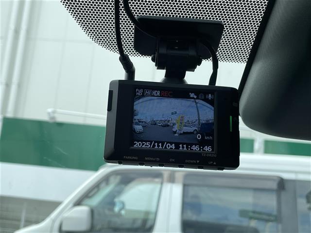 アルファード Z 禁煙/サンルーフ/純正フリップダウン/純正ナビ/全方位モニター/黒革/デジタルインナーミラー/前後ドラレコ/ETC/ACC/PCS/LTA/BSM/HUD/PBD/スペアタイヤ/スペアキー/保証書(4枚目)