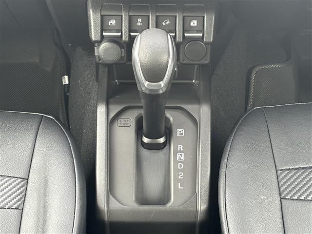 ジムニー XC 禁煙/ワンオーナー/純正革調シートカバー/CSTマットブラック16インチAW/ホワイトレタータイヤ/ディスプレイオーディオ/CD/BT/USB/AppleCarPlay/AndroidAuto(20枚目)