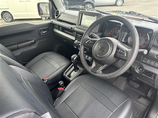 ジムニー XC 禁煙/ワンオーナー/純正革調シートカバー/CSTマットブラック16インチAW/ホワイトレタータイヤ/ディスプレイオーディオ/CD/BT/USB/AppleCarPlay/AndroidAuto(24枚目)