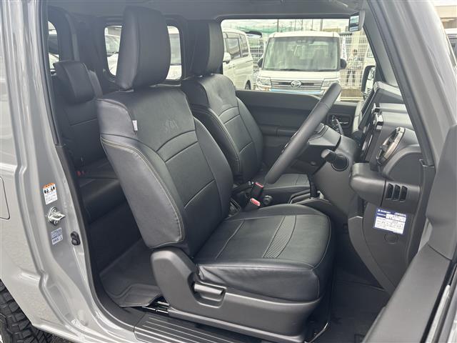 ジムニー XC 禁煙/ワンオーナー/純正革調シートカバー/CSTマットブラック16インチAW/ホワイトレタータイヤ/ディスプレイオーディオ/CD/BT/USB/AppleCarPlay/AndroidAuto(26枚目)