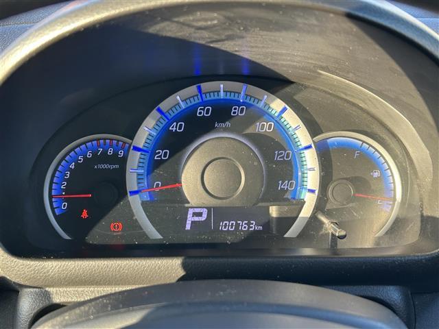 スペーシアカスタム GS 禁煙車/ナビ/ETC/フロアマット/ドアバイザー/プッシュスタート/スペアスマートキー/オートHIDヘッドライト/フォグランプ/両側スライドドア/アイドリングストップ/衝突軽減システム/横滑り防止(17枚目)