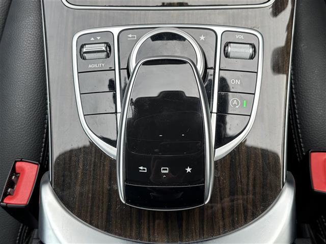 Cクラスステーションワゴン C200ステーションワゴン アバンギャルド 禁煙/正規ディーラー車/レーダーセーフティPKG/ハーフレザーシート/純正ナビ/フルセグ/CD/DVD/BT/SD/MSV/バックカメラ/ETC/ドライブレコーダー/革巻きステア/ステアスイッチ(4枚目)