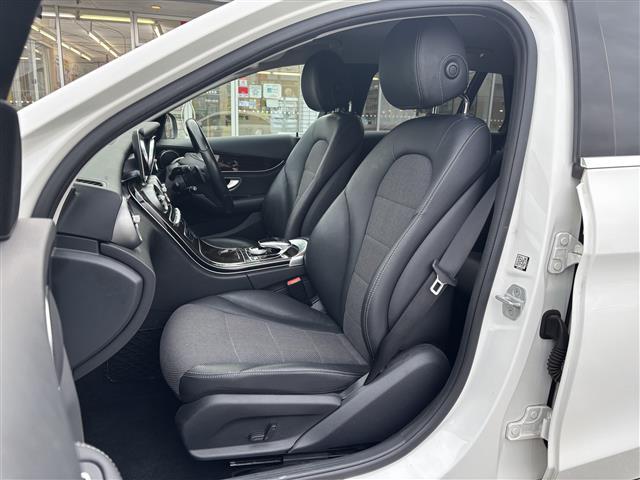 Cクラスステーションワゴン C200ステーションワゴン アバンギャルド 禁煙/正規ディーラー車/レーダーセーフティPKG/ハーフレザーシート/純正ナビ/フルセグ/CD/DVD/BT/SD/MSV/バックカメラ/ETC/ドライブレコーダー/革巻きステア/ステアスイッチ(26枚目)