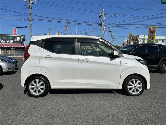 デイズ Ｘ　ナビ／地デジＴＶ／ＢＴ／ｉｐｏｄ／ＣＤ／ＵＳＢ／バックカメラ／衝突軽減システム／標識認識機能／インテリジェントＰＡ／インテリジェントＦＣＷ／オートハイビーム／前ドラレコ／ステアスイッチ／オートライト（9枚目）