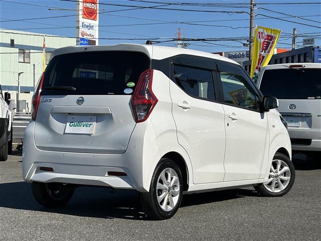 デイズ Ｘ　ナビ／地デジＴＶ／ＢＴ／ｉｐｏｄ／ＣＤ／ＵＳＢ／バックカメラ／衝突軽減システム／標識認識機能／インテリジェントＰＡ／インテリジェントＦＣＷ／オートハイビーム／前ドラレコ／ステアスイッチ／オートライト（11枚目）