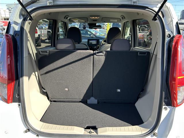 デイズ Ｘ　ナビ／地デジＴＶ／ＢＴ／ｉｐｏｄ／ＣＤ／ＵＳＢ／バックカメラ／衝突軽減システム／標識認識機能／インテリジェントＰＡ／インテリジェントＦＣＷ／オートハイビーム／前ドラレコ／ステアスイッチ／オートライト（12枚目）