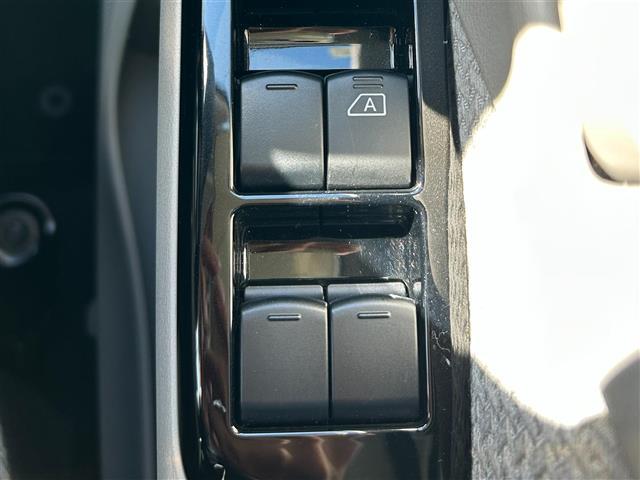 デイズ Ｘ　ナビ／地デジＴＶ／ＢＴ／ｉｐｏｄ／ＣＤ／ＵＳＢ／バックカメラ／衝突軽減システム／標識認識機能／インテリジェントＰＡ／インテリジェントＦＣＷ／オートハイビーム／前ドラレコ／ステアスイッチ／オートライト（21枚目）