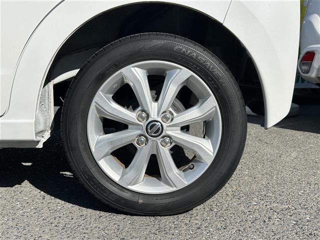 デイズ Ｘ　ナビ／地デジＴＶ／ＢＴ／ｉｐｏｄ／ＣＤ／ＵＳＢ／バックカメラ／衝突軽減システム／標識認識機能／インテリジェントＰＡ／インテリジェントＦＣＷ／オートハイビーム／前ドラレコ／ステアスイッチ／オートライト（35枚目）