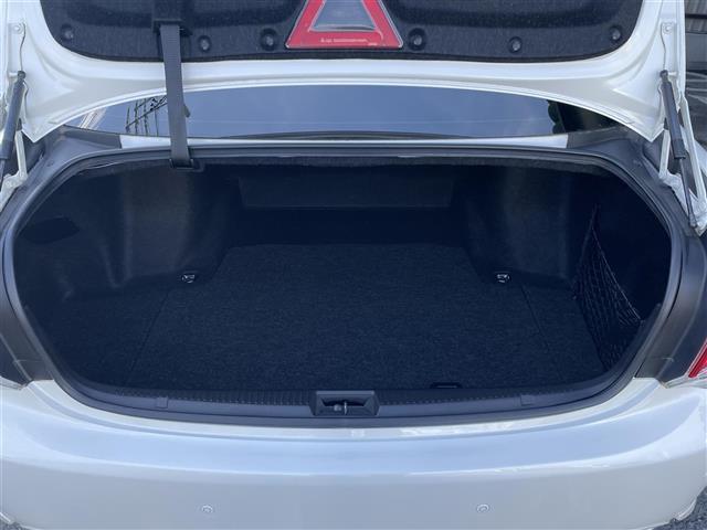 クラウン アスリート　禁煙／純正ナビ／フルセグＴＶ／ＨＤＤ／ＡＵＸ／ＤＶＤ／ＴＲＤエアロ／モデリスタ１９インチＡＷ／ＴＥＩＮサス／前席パワーシート／クルーズコントロール／クリアランスソナー／横滑り防止システム（13枚目）