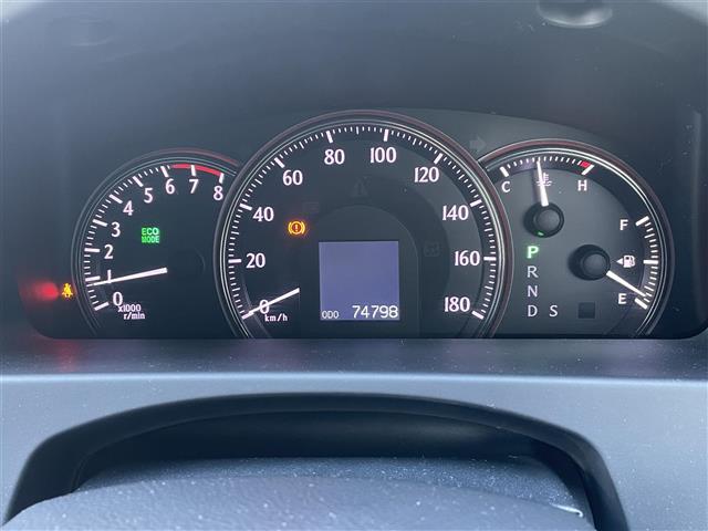 クラウン アスリート　禁煙／純正ナビ／フルセグＴＶ／ＨＤＤ／ＡＵＸ／ＤＶＤ／ＴＲＤエアロ／モデリスタ１９インチＡＷ／ＴＥＩＮサス／前席パワーシート／クルーズコントロール／クリアランスソナー／横滑り防止システム（15枚目）