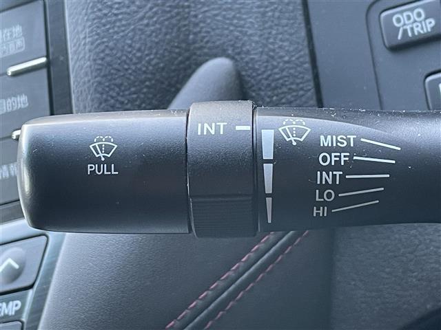 クラウン アスリート　禁煙／純正ナビ／フルセグＴＶ／ＨＤＤ／ＡＵＸ／ＤＶＤ／ＴＲＤエアロ／モデリスタ１９インチＡＷ／ＴＥＩＮサス／前席パワーシート／クルーズコントロール／クリアランスソナー／横滑り防止システム（22枚目）