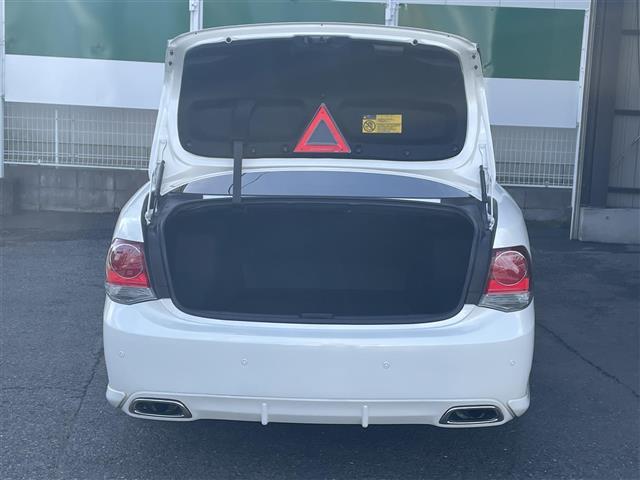 クラウン アスリート　禁煙／純正ナビ／フルセグＴＶ／ＨＤＤ／ＡＵＸ／ＤＶＤ／ＴＲＤエアロ／モデリスタ１９インチＡＷ／ＴＥＩＮサス／前席パワーシート／クルーズコントロール／クリアランスソナー／横滑り防止システム（39枚目）