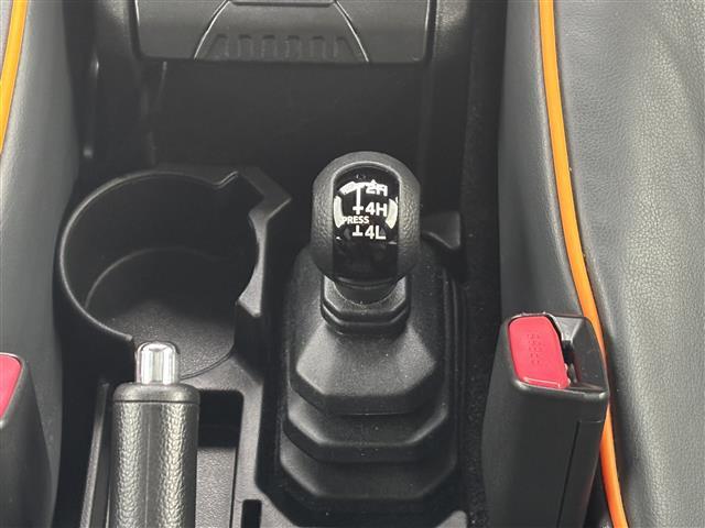 ジムニーシエラ JC 禁煙/ワンオーナー/BILSTEINダンパー/純正ナビ/バックカメラ/純正15AW/ドラレコ/ETC/スロットルコントローラー/革調シートカバー/シートヒーター/ドリンクホルダー/純正ダンパー車載(8枚目)