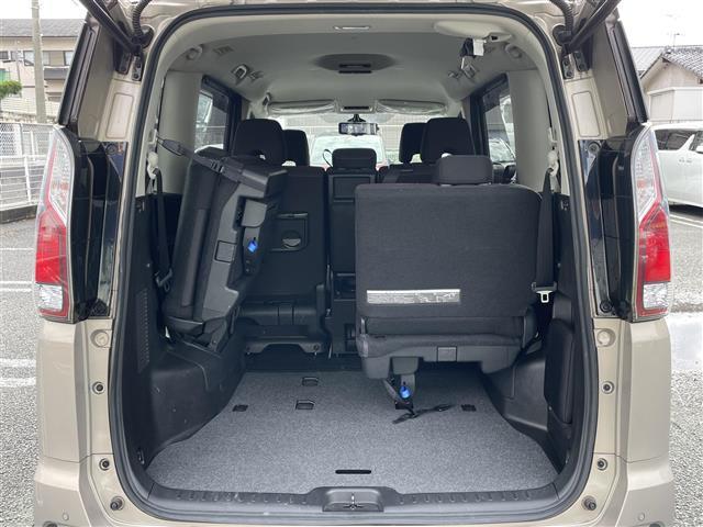 セレナ ハイウェイスター　ＶセレクションＩＩ　１オーナー　プロｐｉｌｏｔ　両側Ｐスラ　純正ナビ（37枚目）