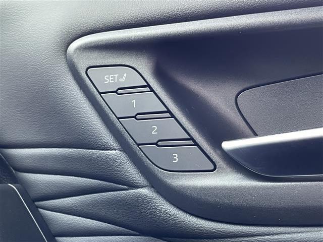 ヴェルファイアハイブリッド Ｚ　プレミア　モデリスタエアロ　Ｍルーフ　革シート　後席Ｍ（19枚目）