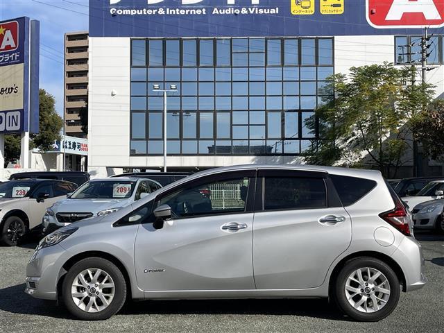 ノート ｅ－パワー　Ｘ　１オーナー　衝突軽減Ｂ　純正ナビ　全方位Ｃ　ＬＥＤ（16枚目）