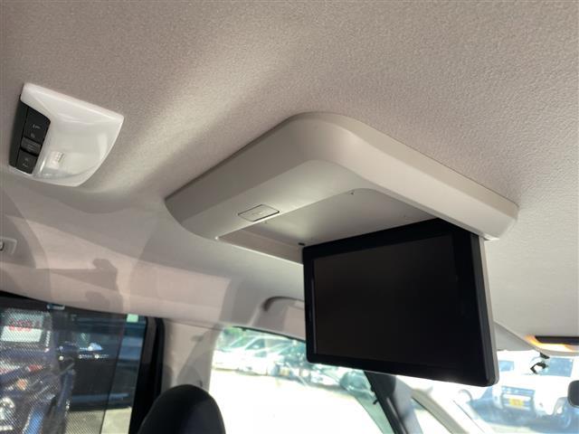 セレナ Ｘ　後席Ｍ　両側Ｐスラ　純正ナビ　全方位Ｃ　ＥＴＣ（4枚目）