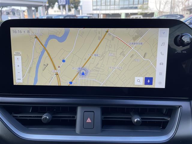 ＵＸ ＵＸ２５０ｈ　グレイスフル　エクスプローラー　１オーナー　革シート　純正ナビ　全方位Ｃ　ＥＴＣ（2枚目）