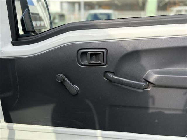 ハイゼットトラック 農用スペシャル　１オーナー　４ＷＤ　作業灯　エアコン　ドラレコ（11枚目）