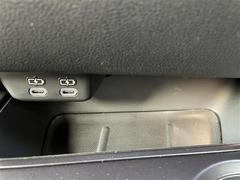 �¿��������ݾ��դ����ʢ���ʬ�ݾڡ��񻺼֤�Ǽ�ָ壳���͢���֤�Ǽ�ָ壱������ݾڴ��֤Ȥʤ�ޤ��ˡ�����¾Ĺ���ݾڡ�ͭ���ˤ⤴�Ѱդ��Ƥ���ޤ�����Ĺ���ݾڤ����ӤǤ����ξ�ˤϾ�郎�������ޤ��� 6