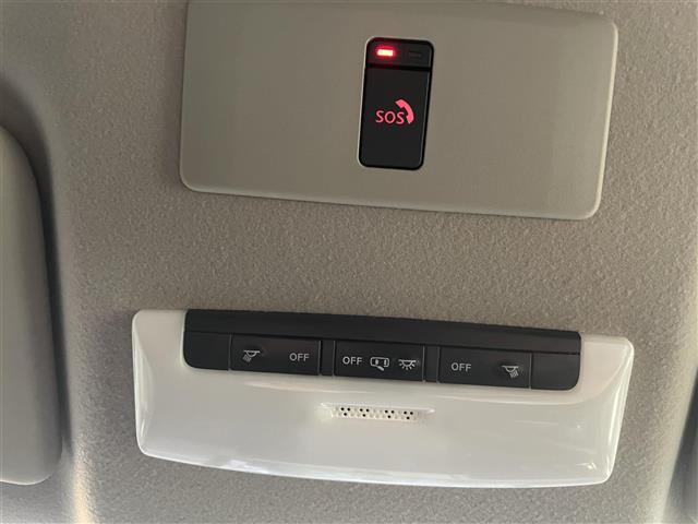 ノート オーテック　ワンオーナー　純正メモリナビ　フルセグＴＶ　ＢＴ／ＵＳＢ／ＨＤＭＩ　アラウンドビューモニター　ＢＳＭ　ＡＣＣ　シートヒーター　置き型充電　デジタルインナーミラー　ドアバイザー　プッシュスタート（26枚目）