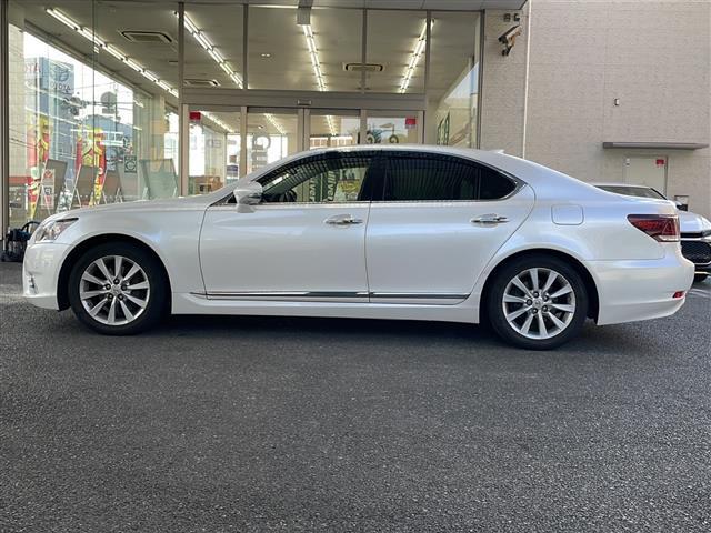 LS LS460 バージョンC Iパッケージ 純正メモリナビ フルセグTV SD/DVD/CD/USB/AUX/BT バックカメラ ウィンカーミラー BSM オットマン クルーズコントロール ドアバイザー プッシュスタート ETC2.0(5枚目)