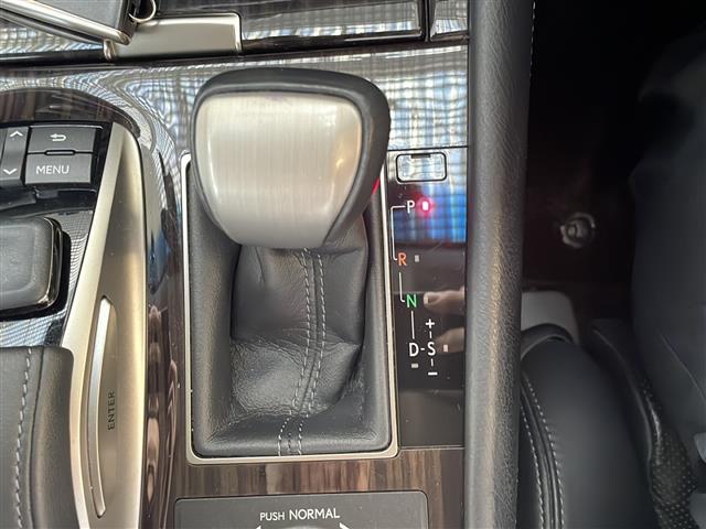 LS LS460 バージョンC Iパッケージ 純正メモリナビ フルセグTV SD/DVD/CD/USB/AUX/BT バックカメラ ウィンカーミラー BSM オットマン クルーズコントロール ドアバイザー プッシュスタート ETC2.0(27枚目)