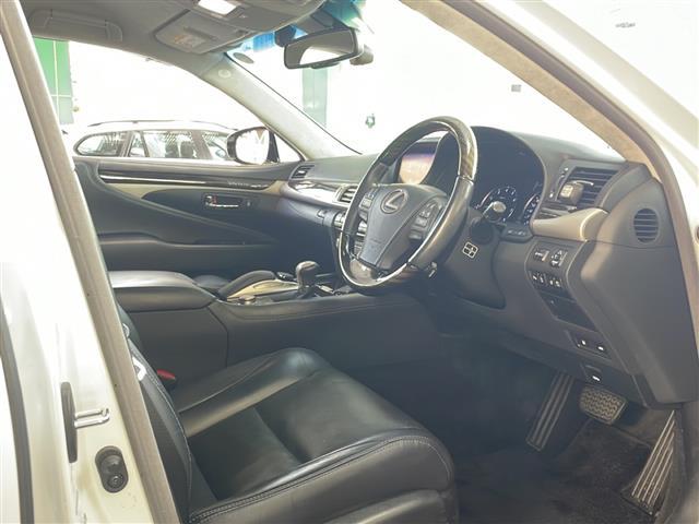LS LS460 バージョンC Iパッケージ 純正メモリナビ フルセグTV SD/DVD/CD/USB/AUX/BT バックカメラ ウィンカーミラー BSM オットマン クルーズコントロール ドアバイザー プッシュスタート ETC2.0(33枚目)