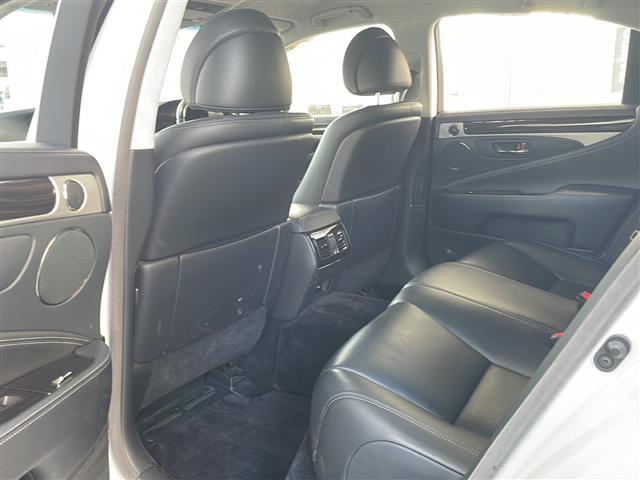 LS LS460 バージョンC Iパッケージ 純正メモリナビ フルセグTV SD/DVD/CD/USB/AUX/BT バックカメラ ウィンカーミラー BSM オットマン クルーズコントロール ドアバイザー プッシュスタート ETC2.0(39枚目)