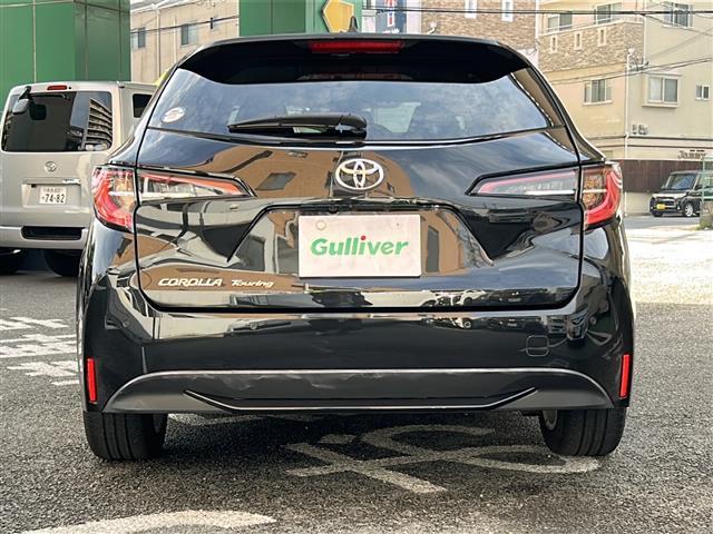 カローラツーリング Ｓ　ワンオーナー／純正９インチナビ／Ｂｌｕｅｔｏｏｔｈ／ＤＶＤ／バックカメラ／衝突軽減ブレーキ／車線逸脱警報／レーダークルーズ／スマートキー／シートヒーター／ステアリングヒーター／ビルトインＥＴＣ（7枚目）