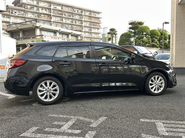 カローラツーリング Ｓ　ワンオーナー／純正９インチナビ／Ｂｌｕｅｔｏｏｔｈ／ＤＶＤ／バックカメラ／衝突軽減ブレーキ／車線逸脱警報／レーダークルーズ／スマートキー／シートヒーター／ステアリングヒーター／ビルトインＥＴＣ（9枚目）