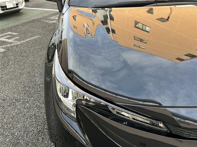 カローラツーリング Ｓ　ワンオーナー／純正９インチナビ／Ｂｌｕｅｔｏｏｔｈ／ＤＶＤ／バックカメラ／衝突軽減ブレーキ／車線逸脱警報／レーダークルーズ／スマートキー／シートヒーター／ステアリングヒーター／ビルトインＥＴＣ（12枚目）