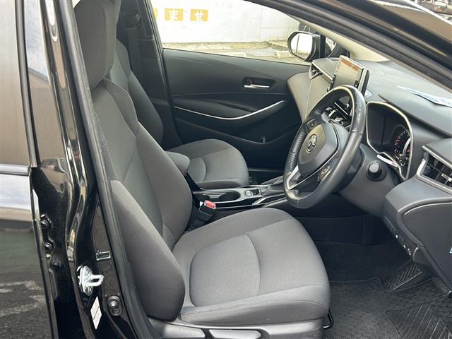 カローラツーリング Ｓ　ワンオーナー／純正９インチナビ／Ｂｌｕｅｔｏｏｔｈ／ＤＶＤ／バックカメラ／衝突軽減ブレーキ／車線逸脱警報／レーダークルーズ／スマートキー／シートヒーター／ステアリングヒーター／ビルトインＥＴＣ（26枚目）