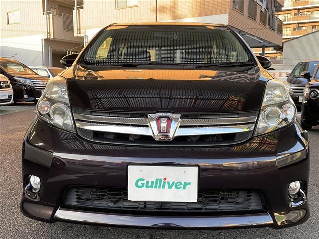 アイシス プラタナ Vセレクション 純正7インチナビ/両側パワースライドドア/プッシュスタート/純正フロアーマットETC/電格ミラー/保証書/取扱説明書(3枚目)