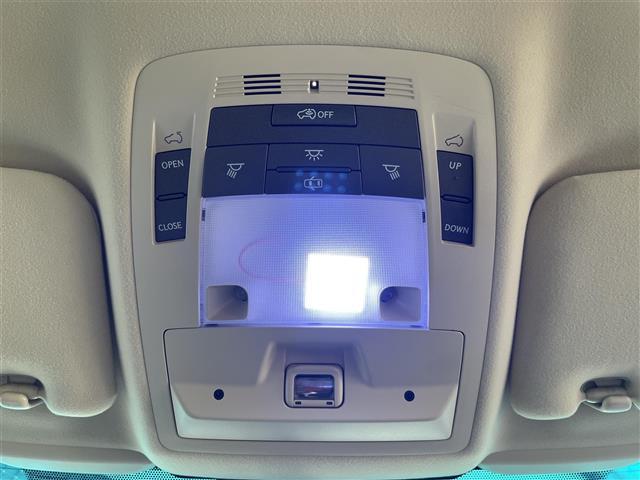 ＲＸ ＲＸ４５０ｈ　バージョンＬ　・純正メーカーナビ・Ｂｌｕｅｔｏｏｔｈ対応・ワンセグＴＶ・ＦＭ／ＡＭ・ＣＤ／ＤＶＤ・サンルーフ・レーダークルーズコントロール・ドライブレコーダー・前席シートヒーター・前席パワーシート（12枚目）